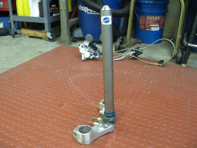 Park Tool Evaluation Steering Bearing Race Installation Yamaha Star