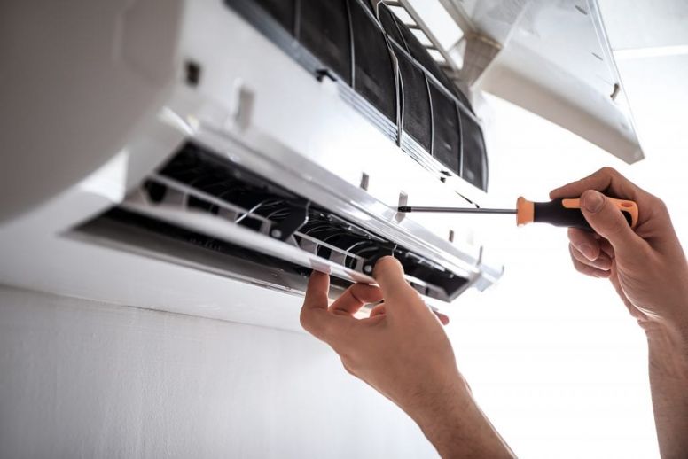 Tips On Hiring The Best AC Repair Contractor In Your Area